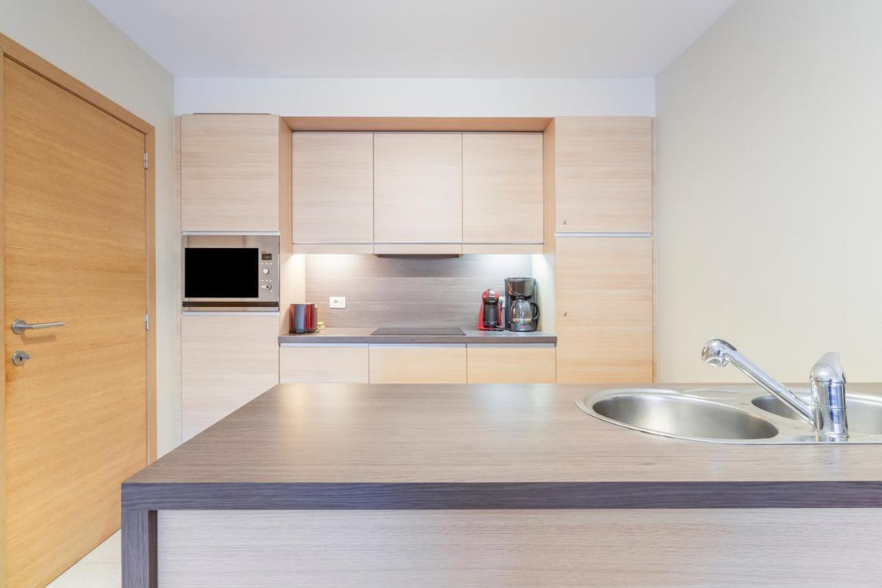 Luxury Apartment With Garden Close To The Beach أوستيند المظهر الخارجي الصورة