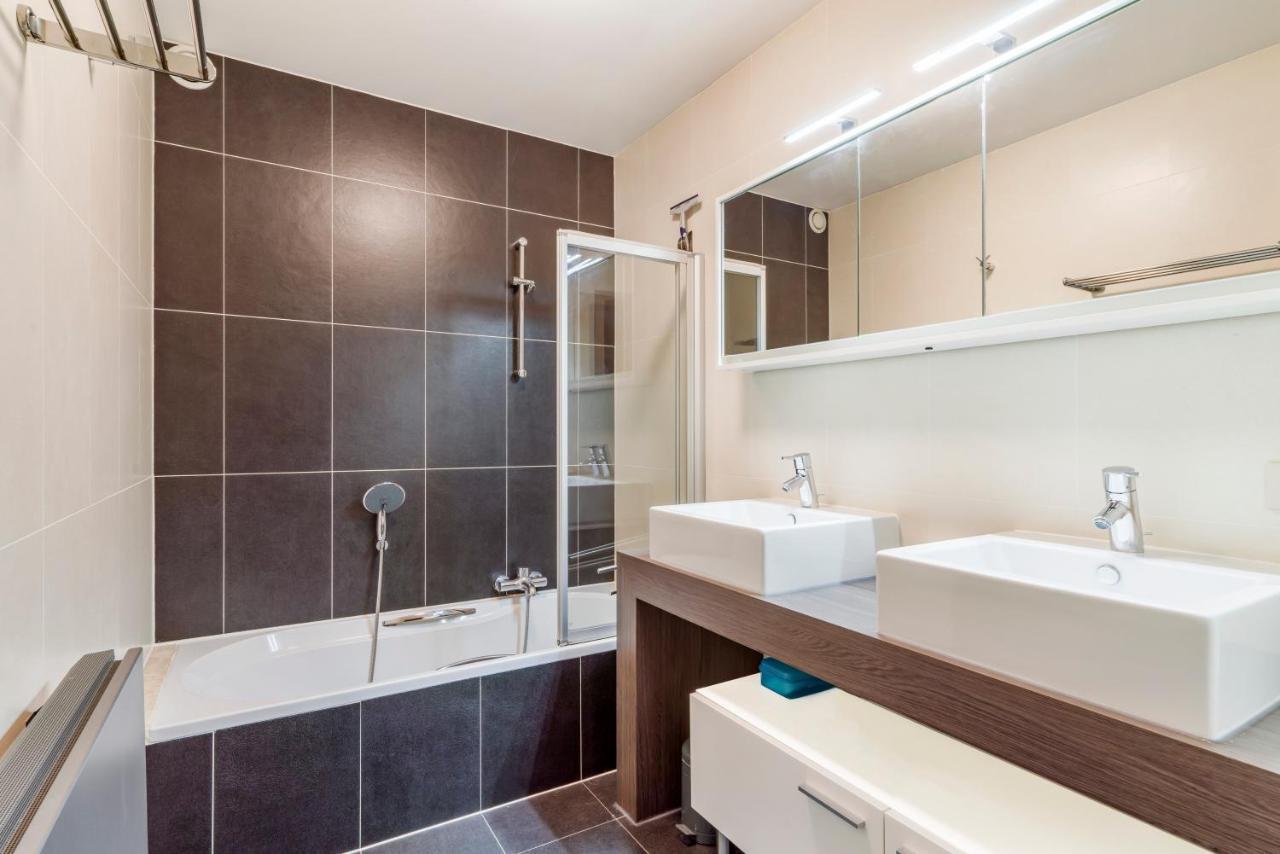 Luxury Apartment With Garden Close To The Beach أوستيند المظهر الخارجي الصورة