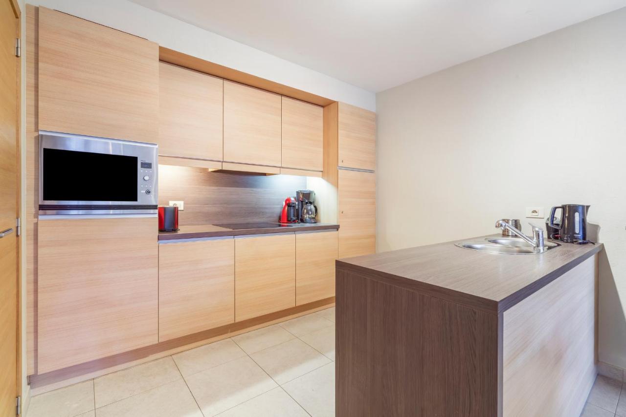 Luxury Apartment With Garden Close To The Beach أوستيند المظهر الخارجي الصورة